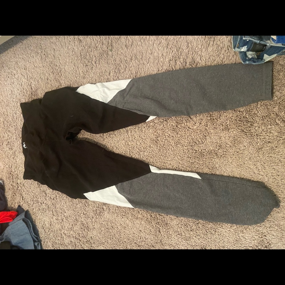 Multiple Pants - image 3